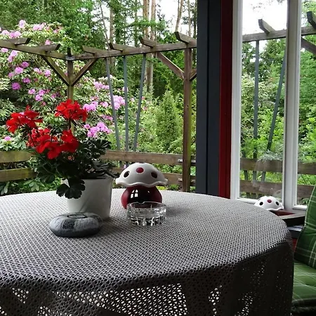With 1 Bedroom Hambuhren